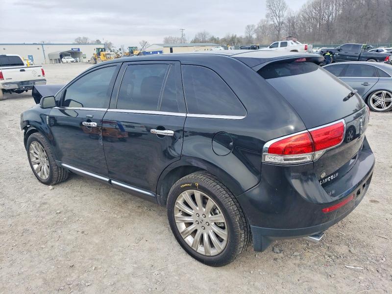 Photo 2 from auction – 2013 LINCOLN MKX with VIN 2LMDJ8JK7DBL12639