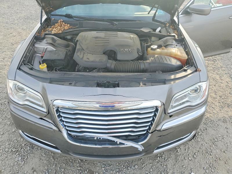 Photo 11 from auction – 2014 CHRYSLER 300 with VIN 2C3CCAAG2EH175444