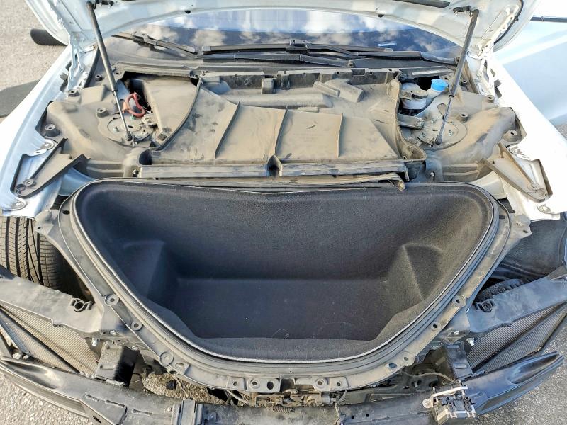 Photo 11 from auction – 2016 TESLA MODEL S with VIN 5YJSA1E16GF145438