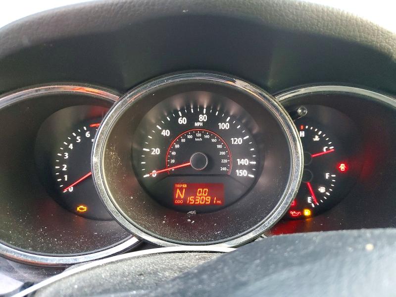 Photo 9 from auction – 2011 KIA SORENTO BA with VIN 5XYKTCA14BG128702