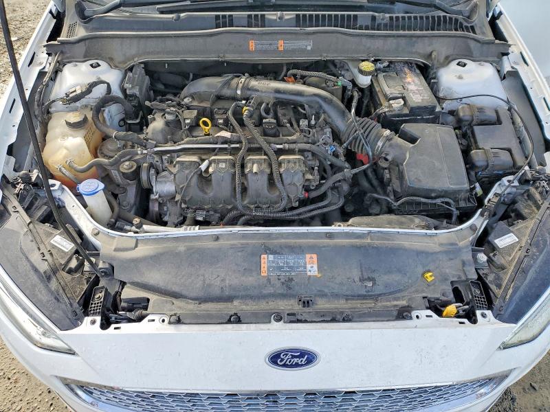 Photo 11 from auction – 2019 FORD FUSION with VIN 3FA6P0K92KR270910