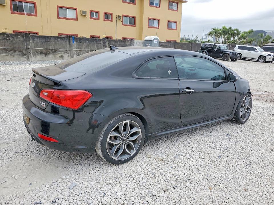 Photo 3 from auction – 2015 KIA FORTE SX with VIN KNAFZ6A39F5267285