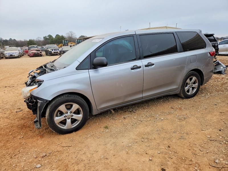 Photo 1 from auction – 2016 TOYOTA SIENNA with VIN 5TDZK3DC8GS761194