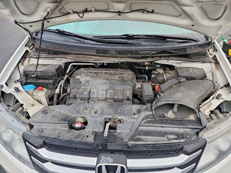 Photo 12 from auction – 2015 HONDA ODYSSEY TO with VIN 5FNRL5H98FB113736