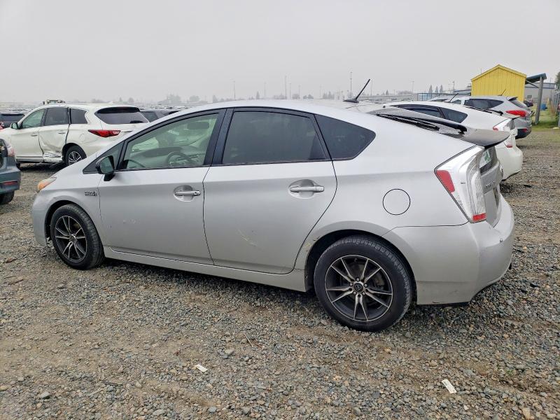 Photo 2 from auction – 2014 TOYOTA PRIUS PLUG with VIN JTDKN3DP4E3060808