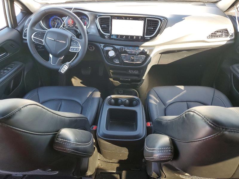 Photo 8 from auction – 2025 CHRYSLER PACIFICA S with VIN 2C4RC1BG5SR532013