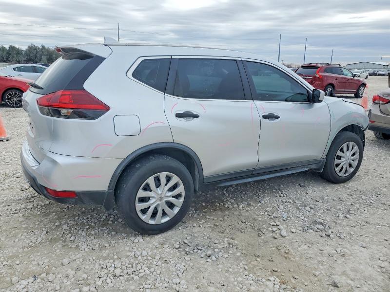 Photo 3 from auction – 2018 NISSAN ROGUE S with VIN KNMAT2MV2JP509786
