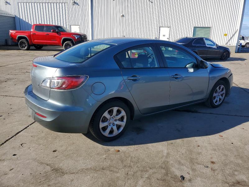 Photo 3 from auction – 2013 MAZDA 3 with VIN JM1BL1TF2D1703914