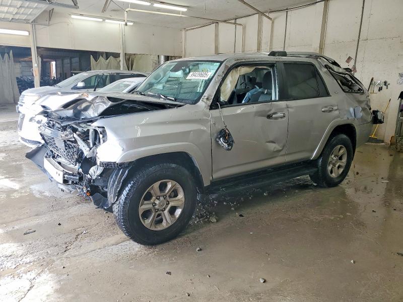 TOYOTA 4RUNNER SR 2024 with VIN JTEMU5JR0R6230269 - Photo from auction