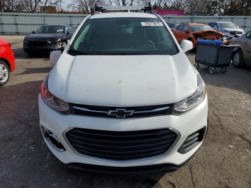 Photo 5 from auction – 2022 CHEVROLET TRAX 1LT with VIN KL7CJPSM9NB509368
