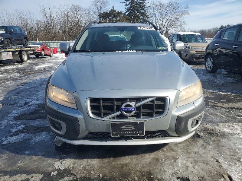 Photo 5 from auction – 2010 VOLVO XC70 3.2 with VIN YV4960BZ2A1090987