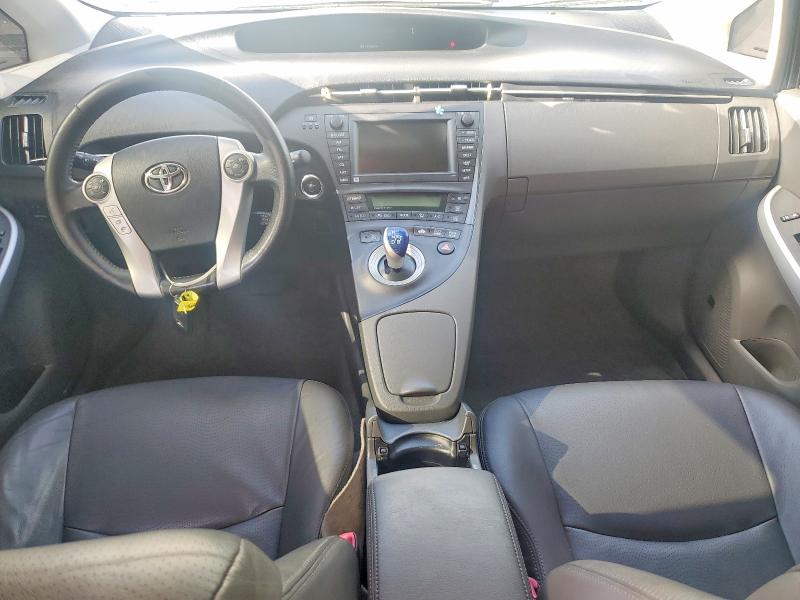 Photo 8 from auction – 2011 TOYOTA PRIUS with VIN JTDKN3DU8B0267740