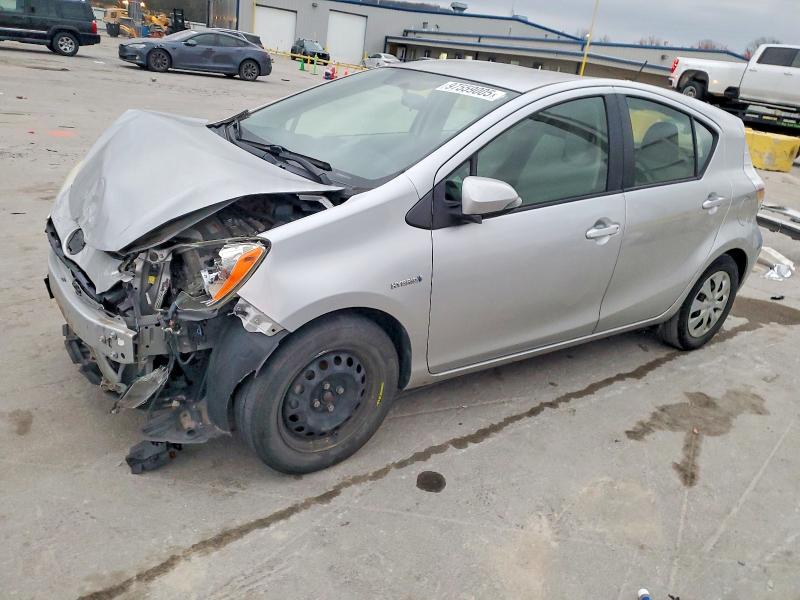 TOYOTA PRIUS C 2014 with VIN JTDKDTB37E1568544 - Photo from auction