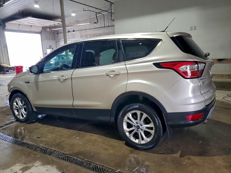 Photo 2 from auction – 2017 FORD ESCAPE SE with VIN 1FMCU9GD5HUB72426