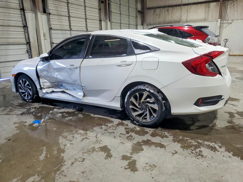 Photo 2 from auction – 2018 HONDA CIVIC with VIN 19XFC2F78JE044239