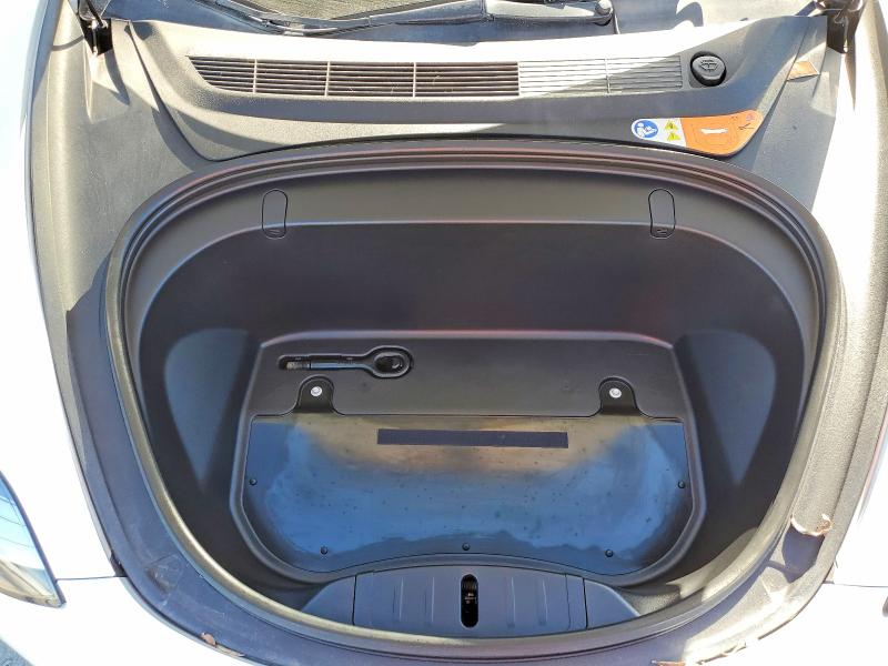 Photo 11 from auction – 2018 TESLA MODEL 3 with VIN 5YJ3E1EA1JF026289