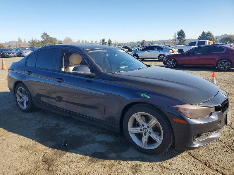 Photo 4 from auction – 2013 BMW 328 with VIN WBA3C1C56DF435705