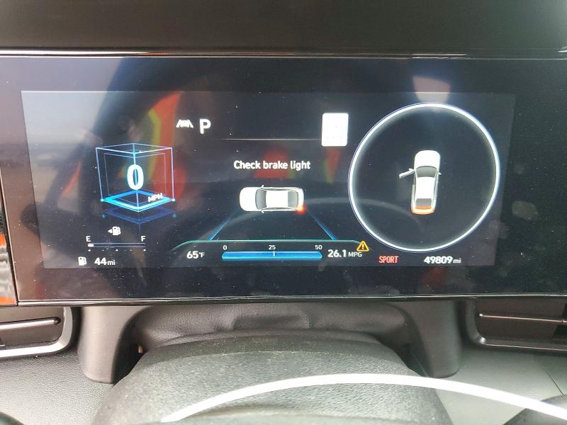 Photo 9 from auction – 2023 HYUNDAI ELANTRA with VIN KMHLR4AF8PU437451