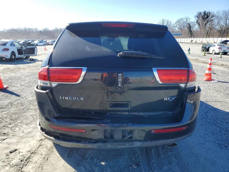 Photo 6 from auction – 2011 LINCOLN MKX with VIN 2LMDJ6JK7BBJ23247