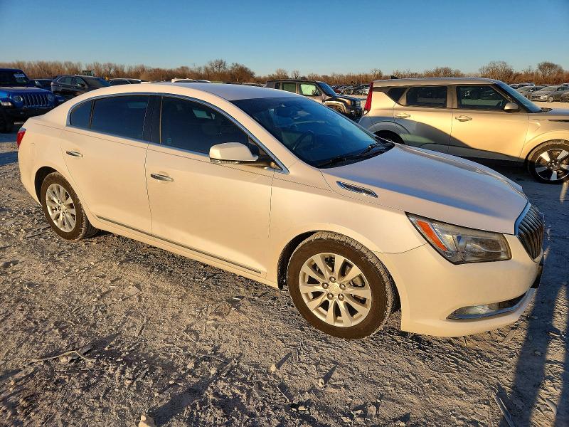 Photo 4 from auction – 2015 BUICK LACROSSE with VIN 1G4GB5GR4FF306825