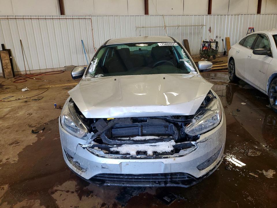 Photo 5 from auction – 2015 FORD FOCUS SE with VIN 1FADP3F23FL270571