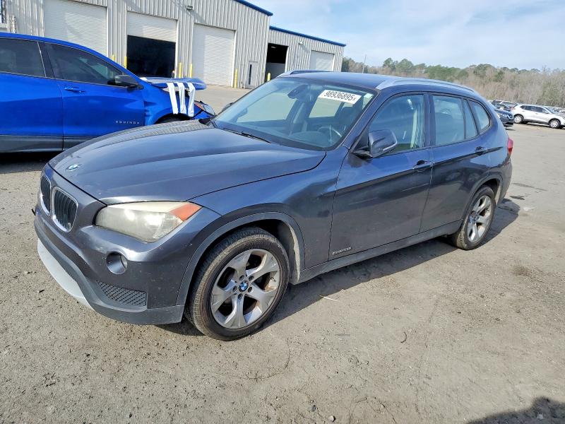 BMW X1 SDRIVE2 2013 with VIN WBAVM1C51DVW41333 - Photo from auction