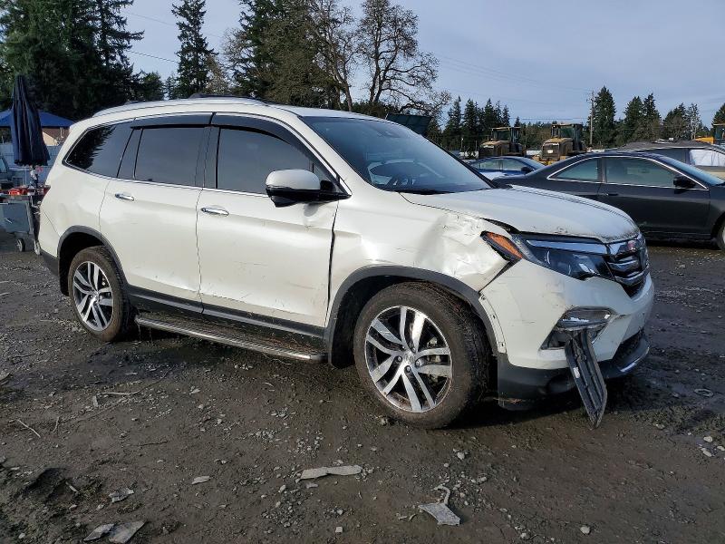 Photo 4 from auction – 2018 HONDA PILOT TOUR with VIN 5FNYF6H96JB041971