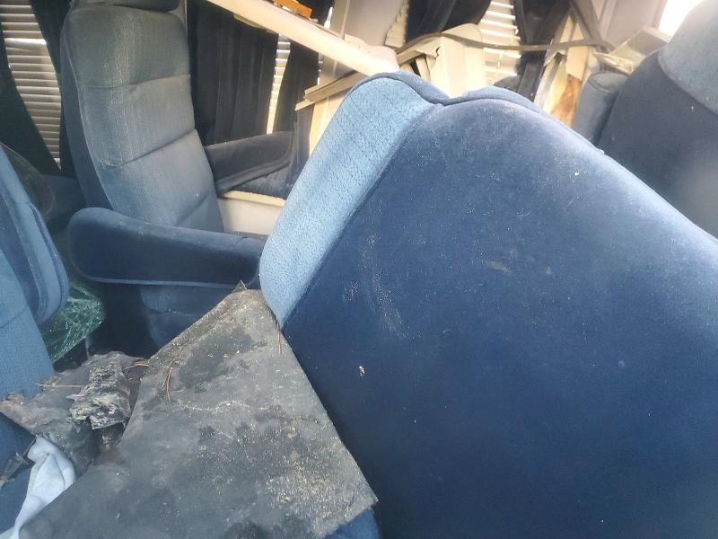 Photo 11 from auction – 1990 CHEVROLET G20 with VIN 2GBEG25K7L4113236
