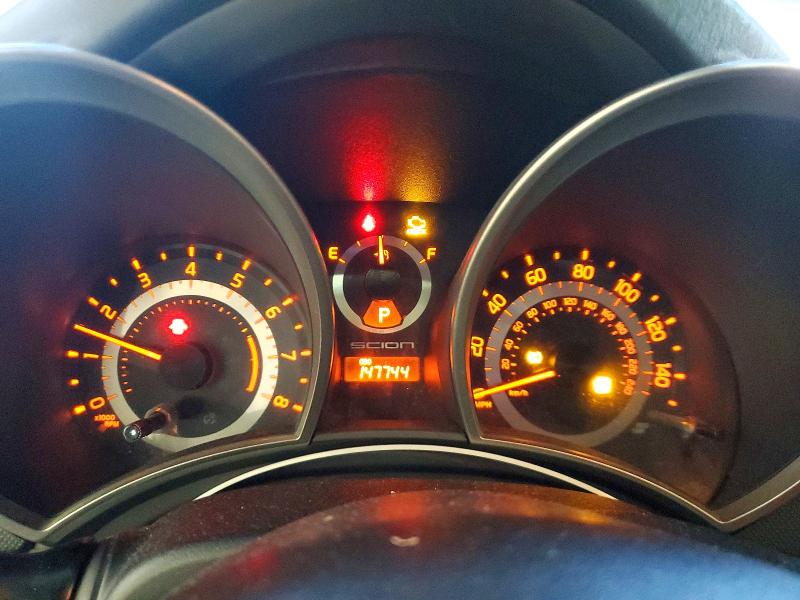 Zdjęcie 9 z aukcji – 2011 TOYOTA SCION TC z VIN JTKJF5C75B3000272