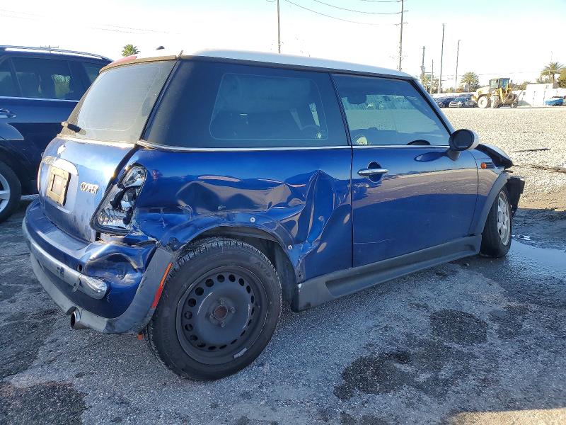 Photo 3 from auction – 2002 MINI COOPER with VIN WMWRC33452TC38443