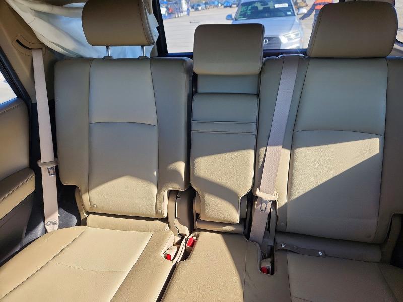 Photo 10 from auction – 2019 TOYOTA 4RUNNER with VIN JTEZU5JR7K5196817