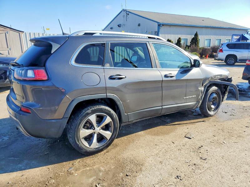 Photo 3 from auction – 2020 JEEP CHEROKEE with VIN 1C4PJMDX4LD587469