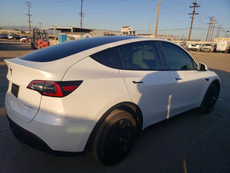 Foto 3 de la subasta – 2023 TESLA MODEL Y con VIN 7SAYGDEE2PA085770