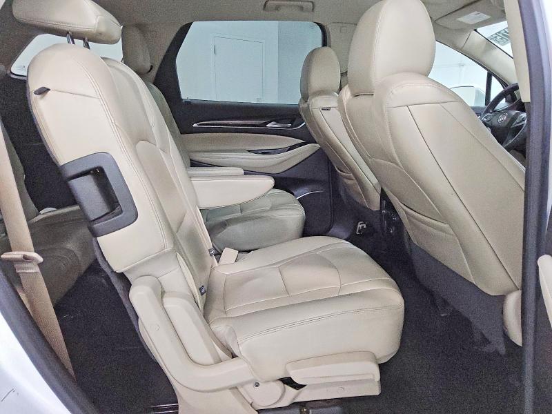 Photo 11 from auction – 2018 BUICK ENCLAVE with VIN 5GAERBKW5JJ144844
