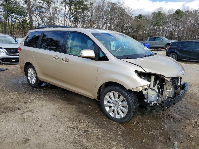 Photo 4 from auction – 2014 TOYOTA SIENNA XLE with VIN 5TDDK3DC3ES087463