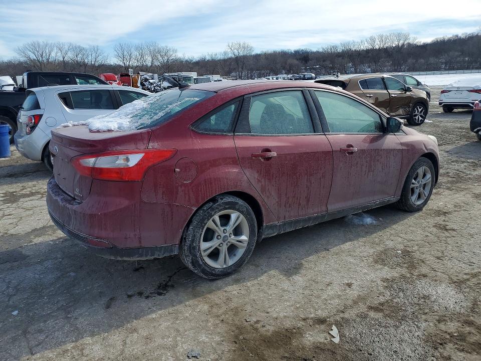 Photo 3 from auction – 2014 FORD FOCUS SE with VIN 1FADP3F23EL197068