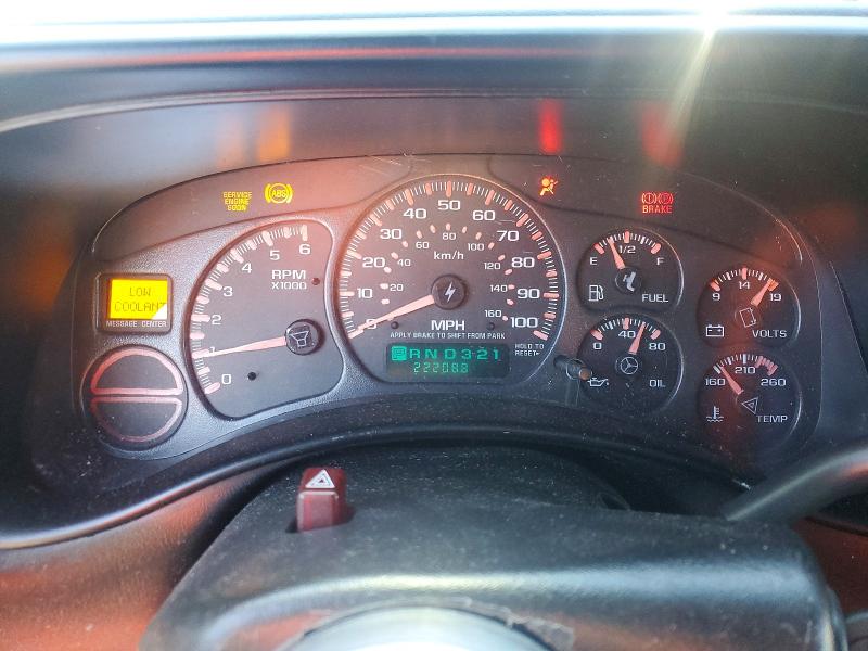 Photo 9 from auction – 2001 CHEVROLET SILVERADO with VIN 2GCEC19W311384680