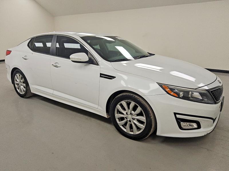 Photo 4 from auction – 2015 KIA OPTIMA with VIN 5XXGN4A76FG406794