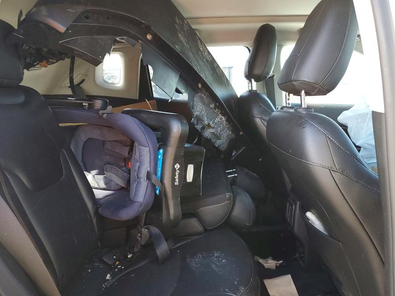 Photo 11 from auction – 2019 JEEP COMPASS with VIN 3C4NJDCB1KT656639