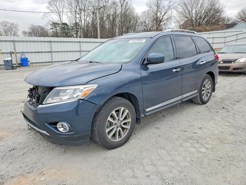 NISSAN PATHFINDER 2016 with VIN 5N1AR2MMXGC627604 - Photo from auction
