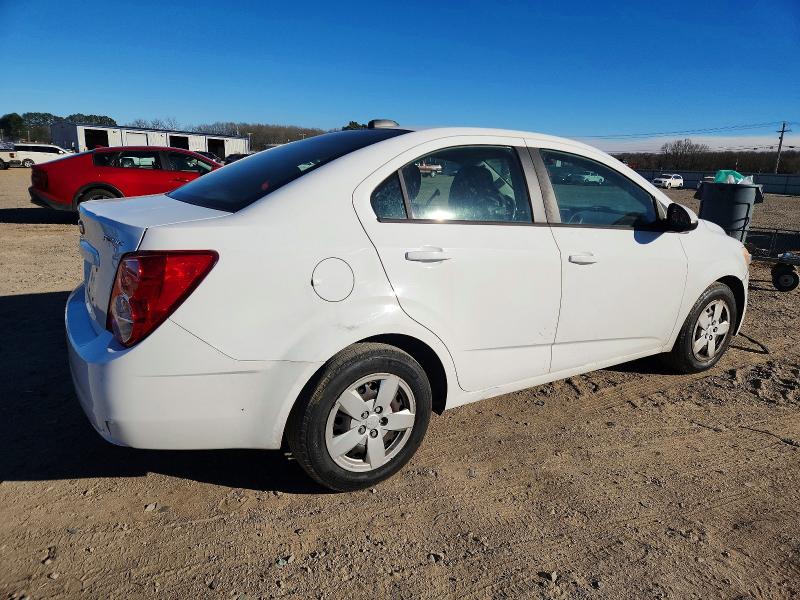 Photo 3 from auction – 2016 CHEVROLET SONIC with VIN 1G1JA5SH1G4124856