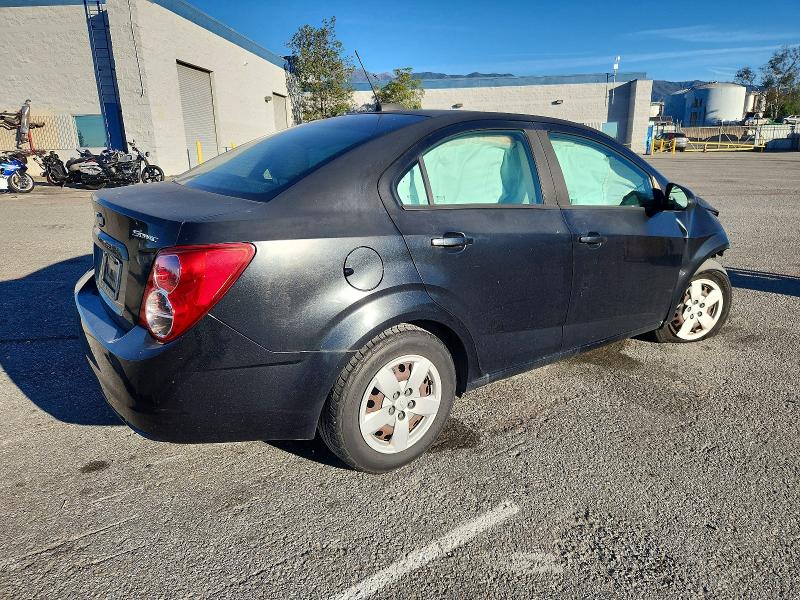 Photo 3 from auction – 2015 CHEVROLET SONIC LS with VIN 1G1JA5SG4F4109581