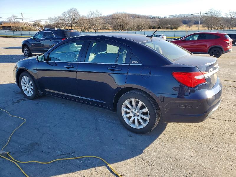 Photo 2 from auction – 2014 CHRYSLER 200 with VIN 1C3CCBBB9EN157863