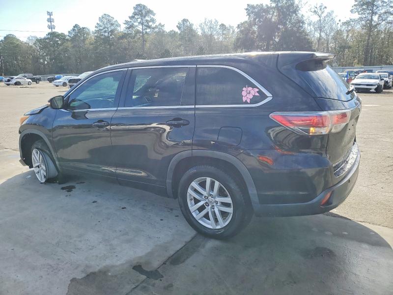 Photo 2 from auction – 2014 TOYOTA HIGHLANDER with VIN 5TDZARFH0ES006908