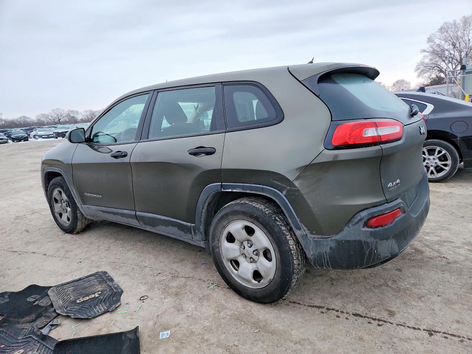 Photo 2 from auction – 2015 JEEP CHEROKEE with VIN 1C4PJMAB3FW665693