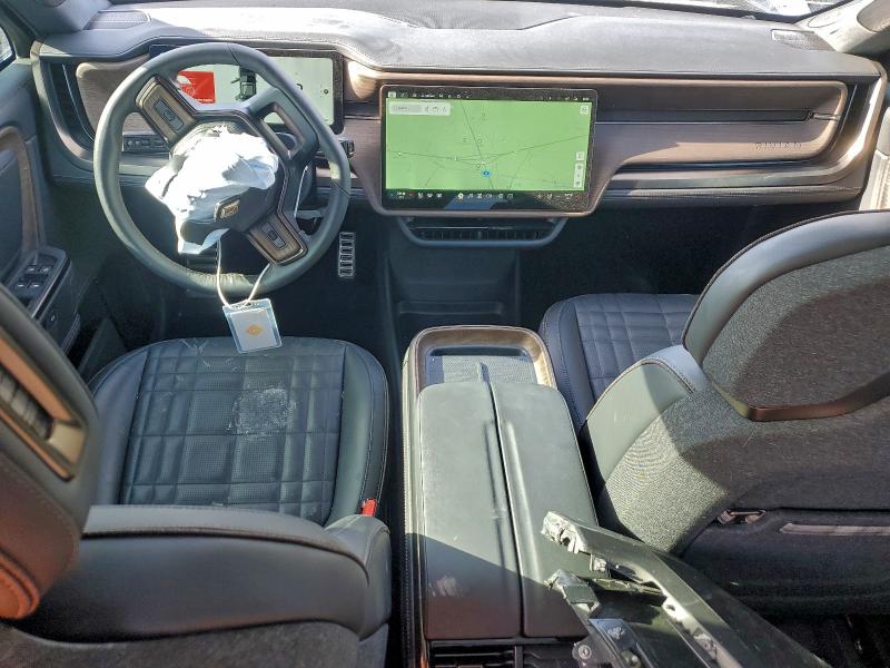 Photo 8 from auction – 2025 RIVIAN R1T PREMIU with VIN 7FCTGCAP6SN039178