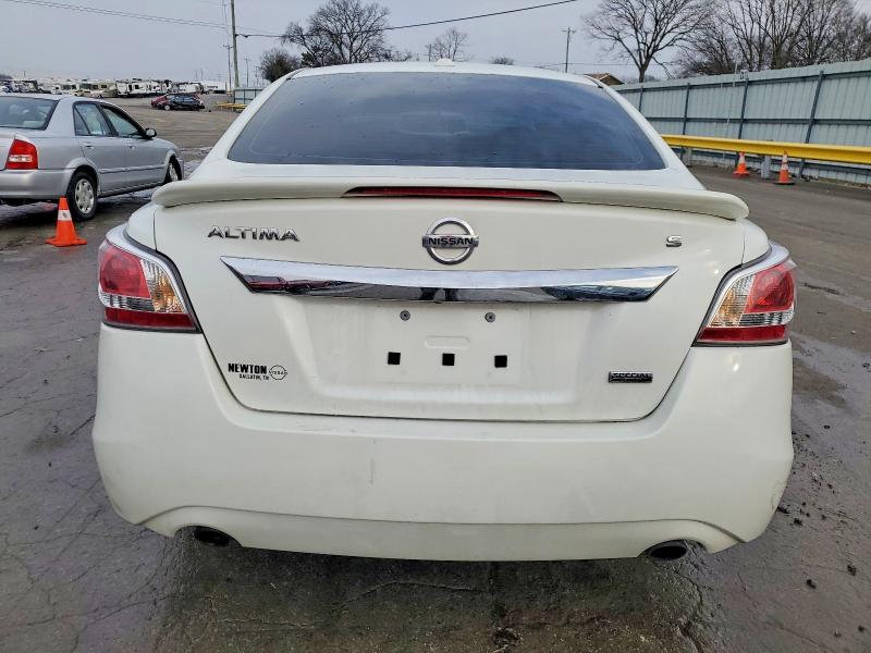 Photo 6 from auction – 2015 NISSAN ALTIMA 2.5 with VIN 1N4AL3AP9FN892971