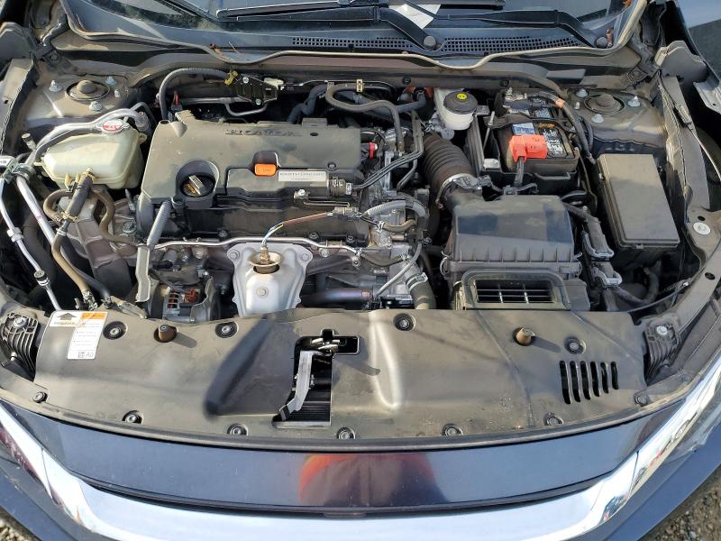 Photo 11 from auction – 2018 HONDA CIVIC LX with VIN 2HGFC2F57JH578093