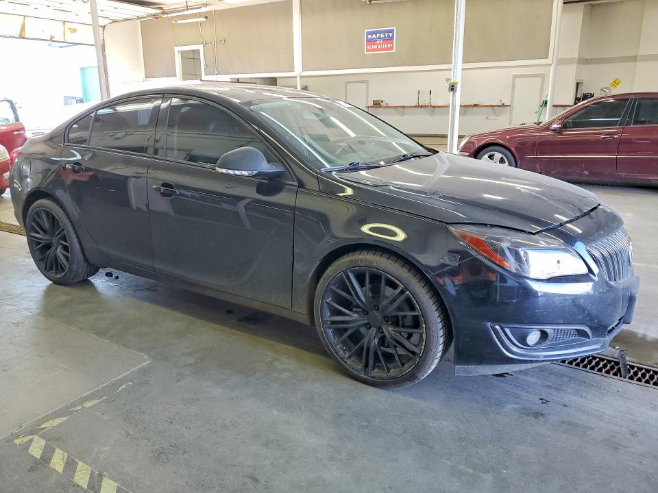 Photo 4 from auction – 2017 BUICK REGAL with VIN 2G4GL5EX3H9135561