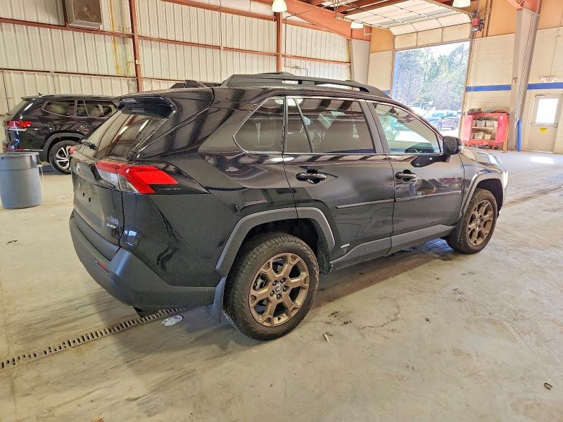 Photo 3 from auction – 2025 TOYOTA RAV4 WOODL with VIN 2T3UWRFV4SW290670